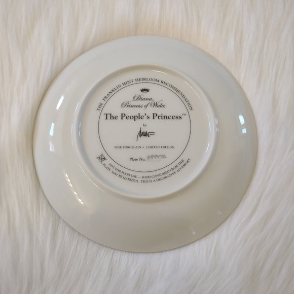 Princess Diana Collector Plate Lot of 2 - Picture 7 of 14